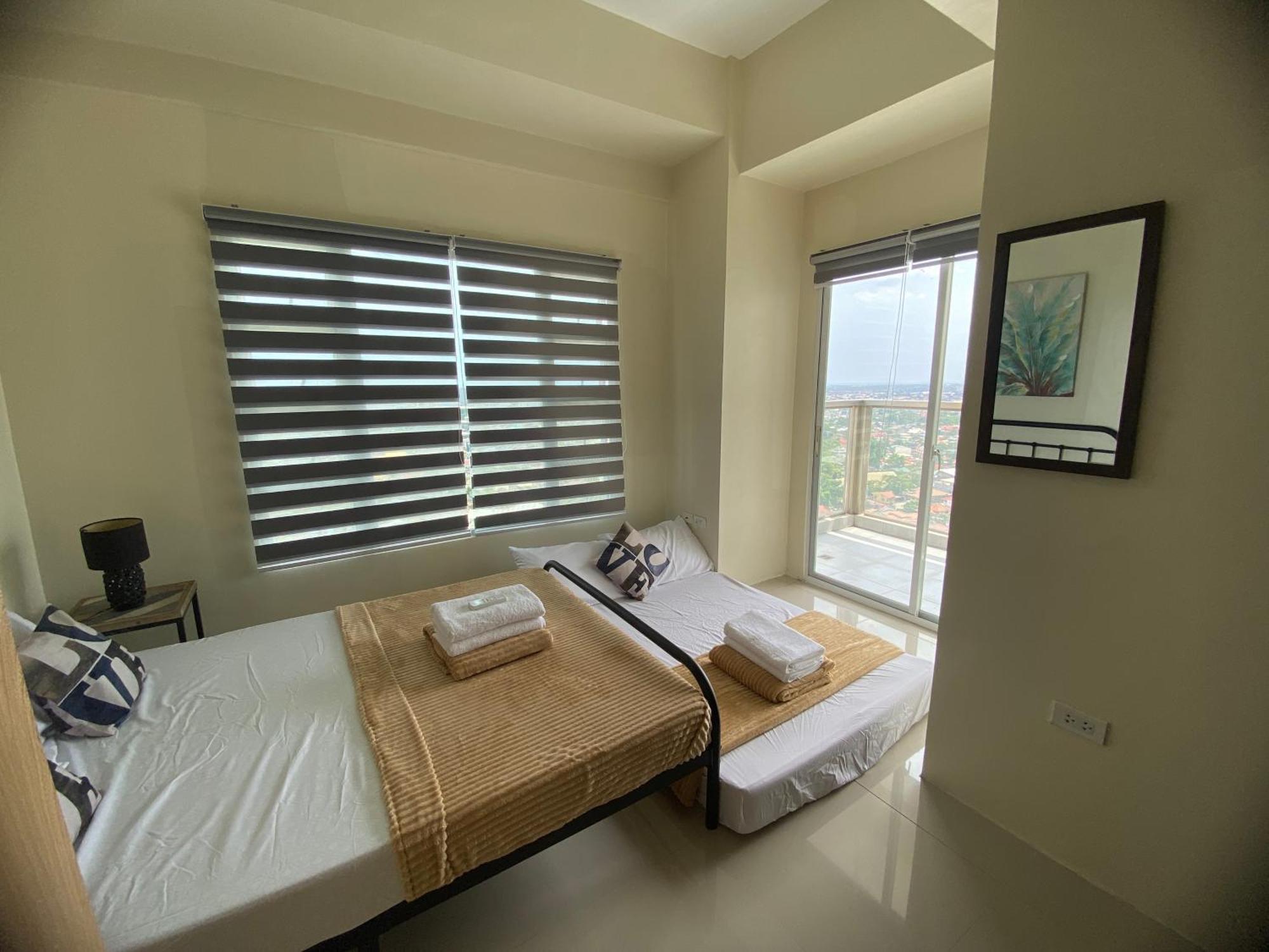 Apartment One Pavillion Place By P&j