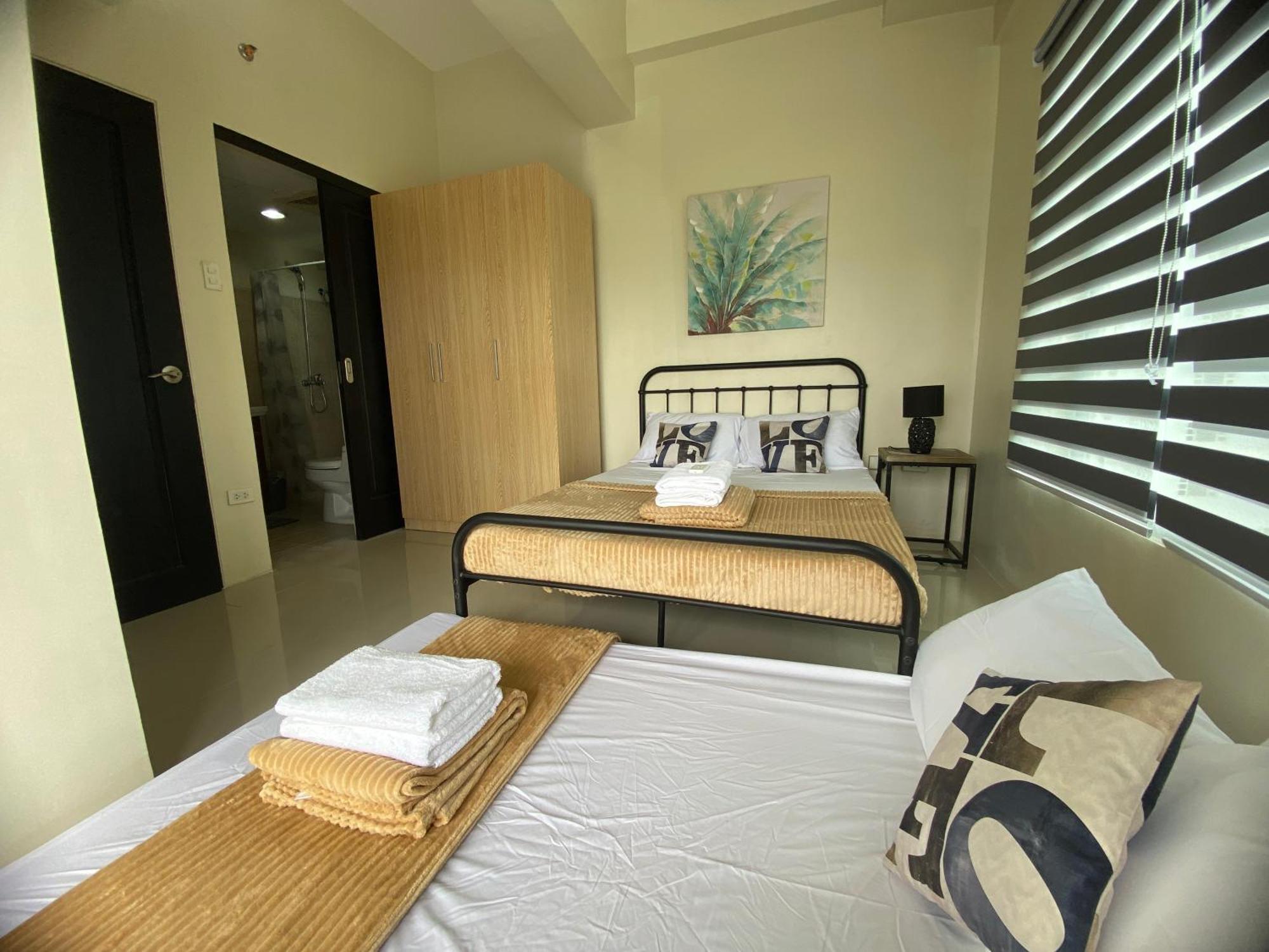 Apartment One Pavillion Place By P&j Cebu