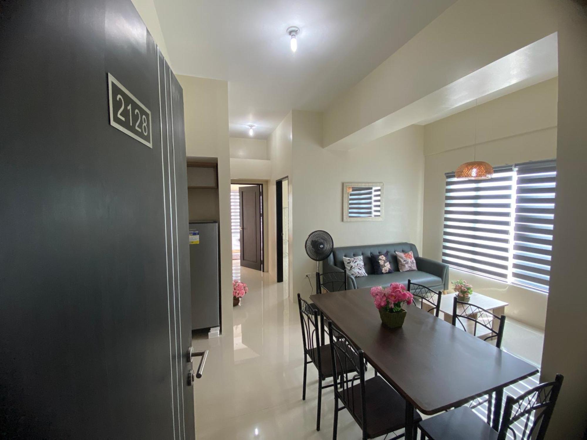 One Pavillion Place By P&j * Cebu