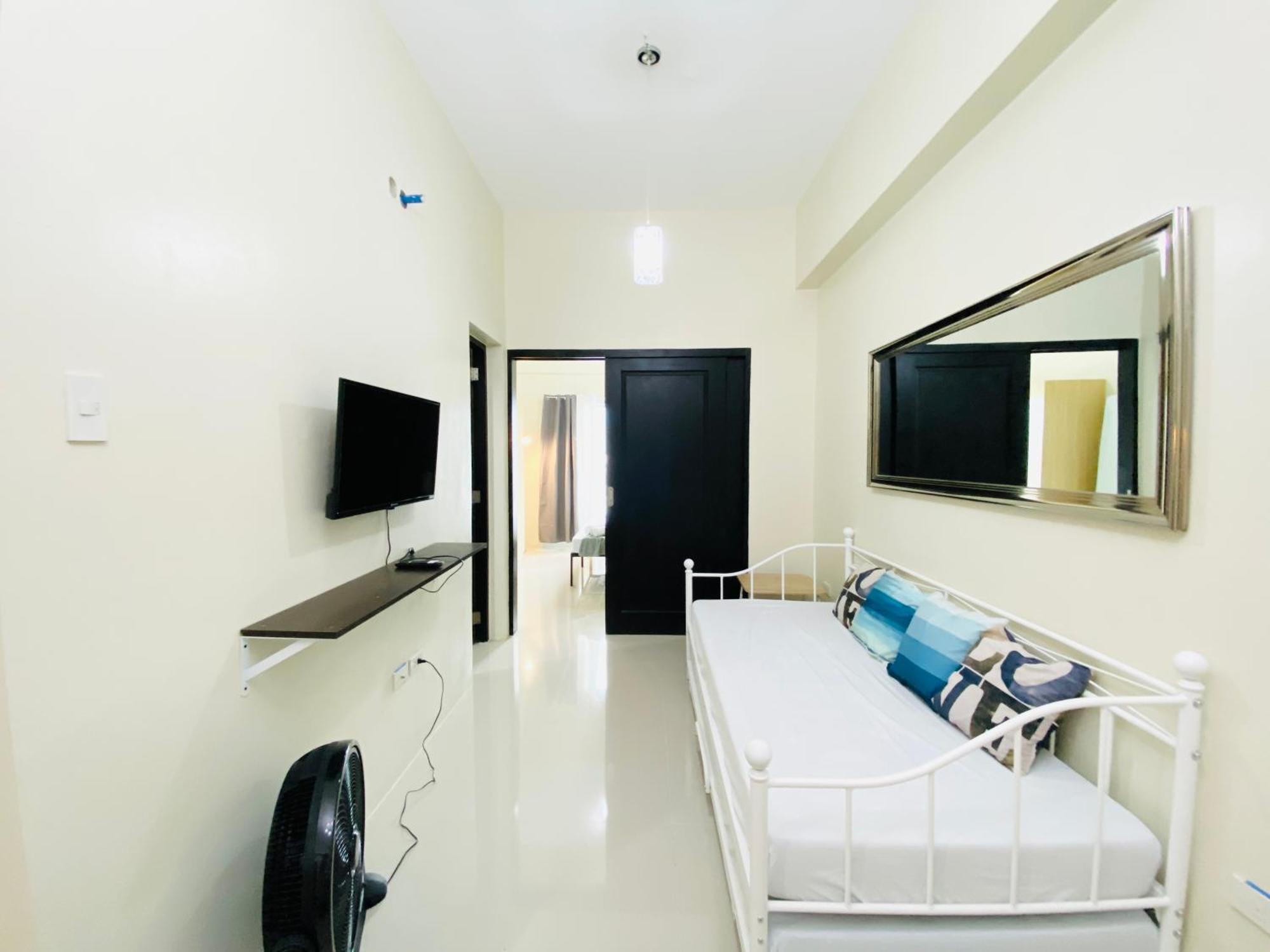 One Pavillion Place By P&j Apartment Cebu